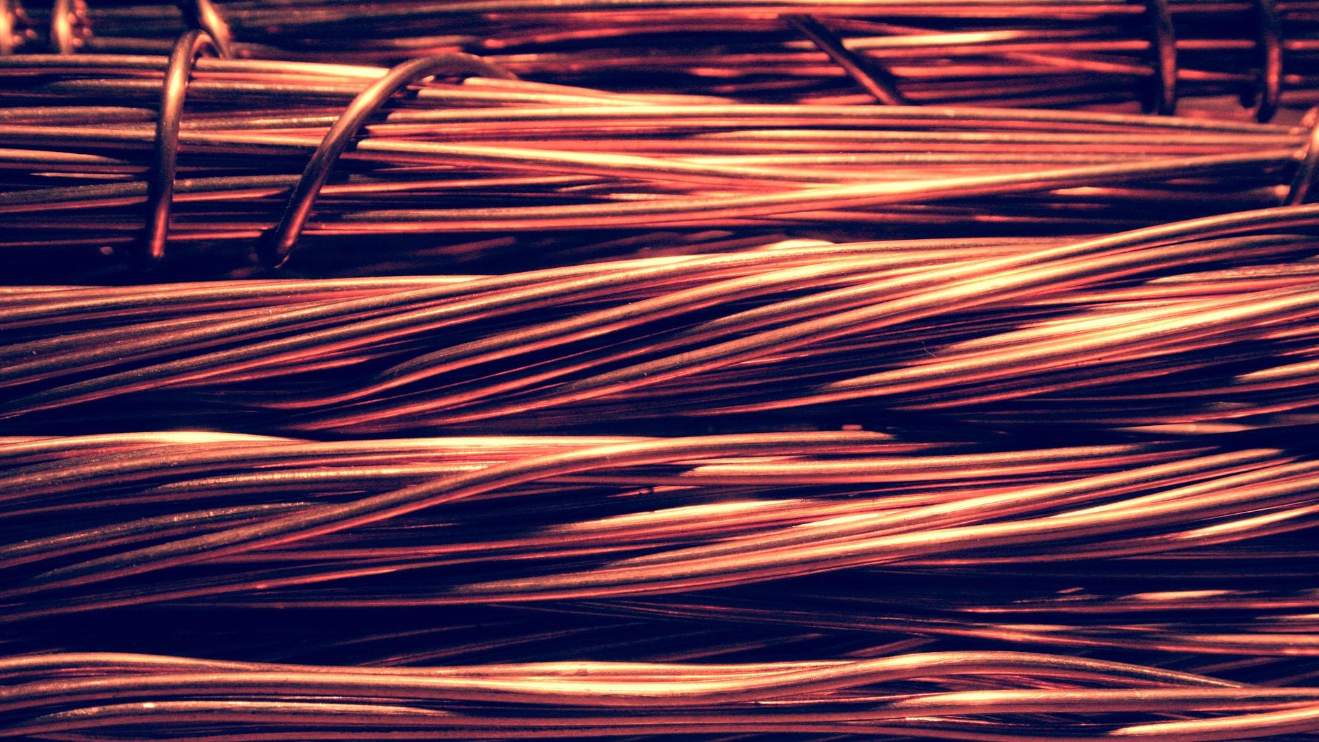 The Copper Cable Limitations - Silicon